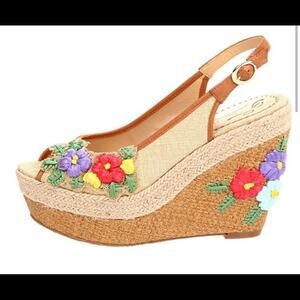 Poetic License Petal Pusher Natural Wedge Sandal Size 7.5 NWT